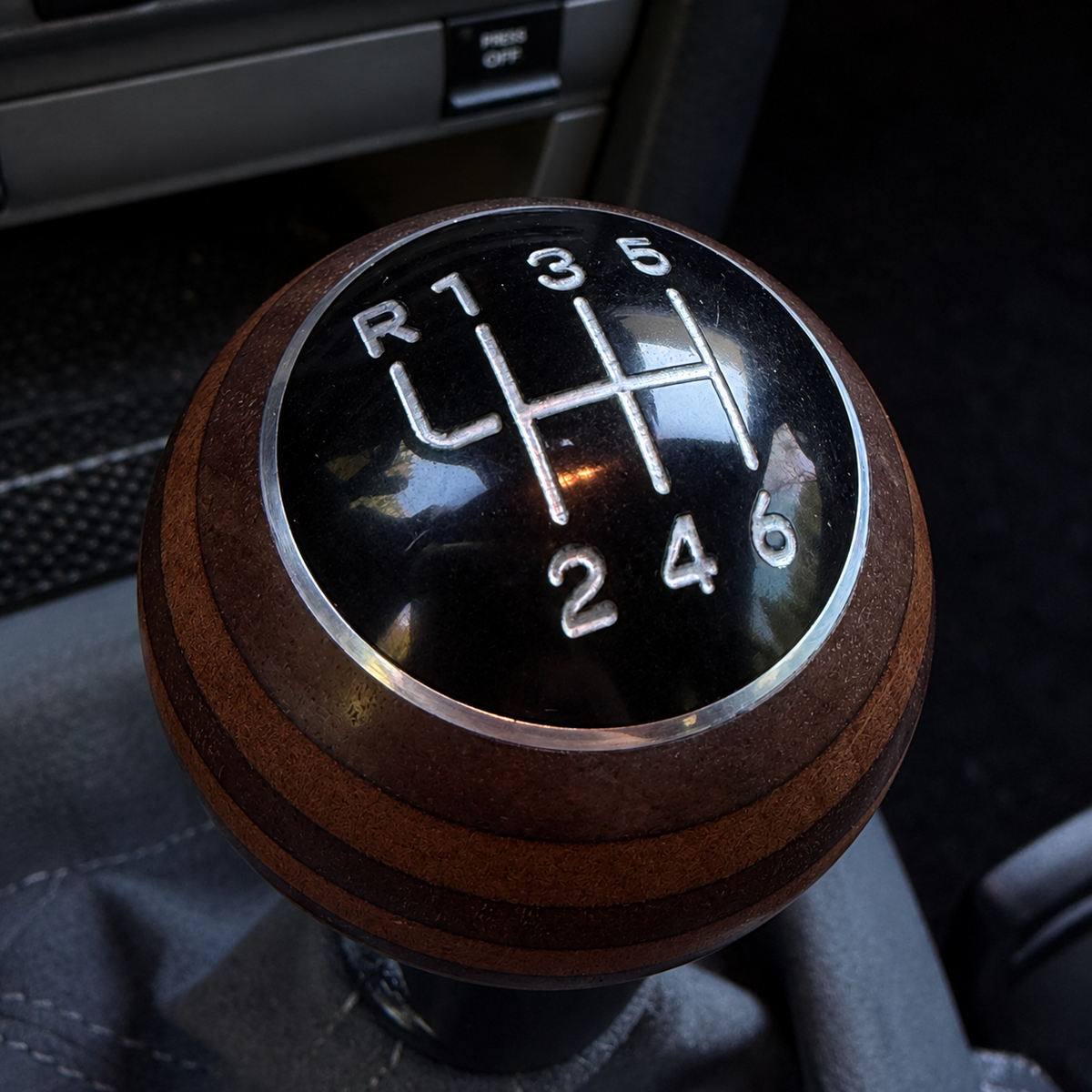 Limited Edition Carrera T style exotic layered wood shift knob for 6-speed models.