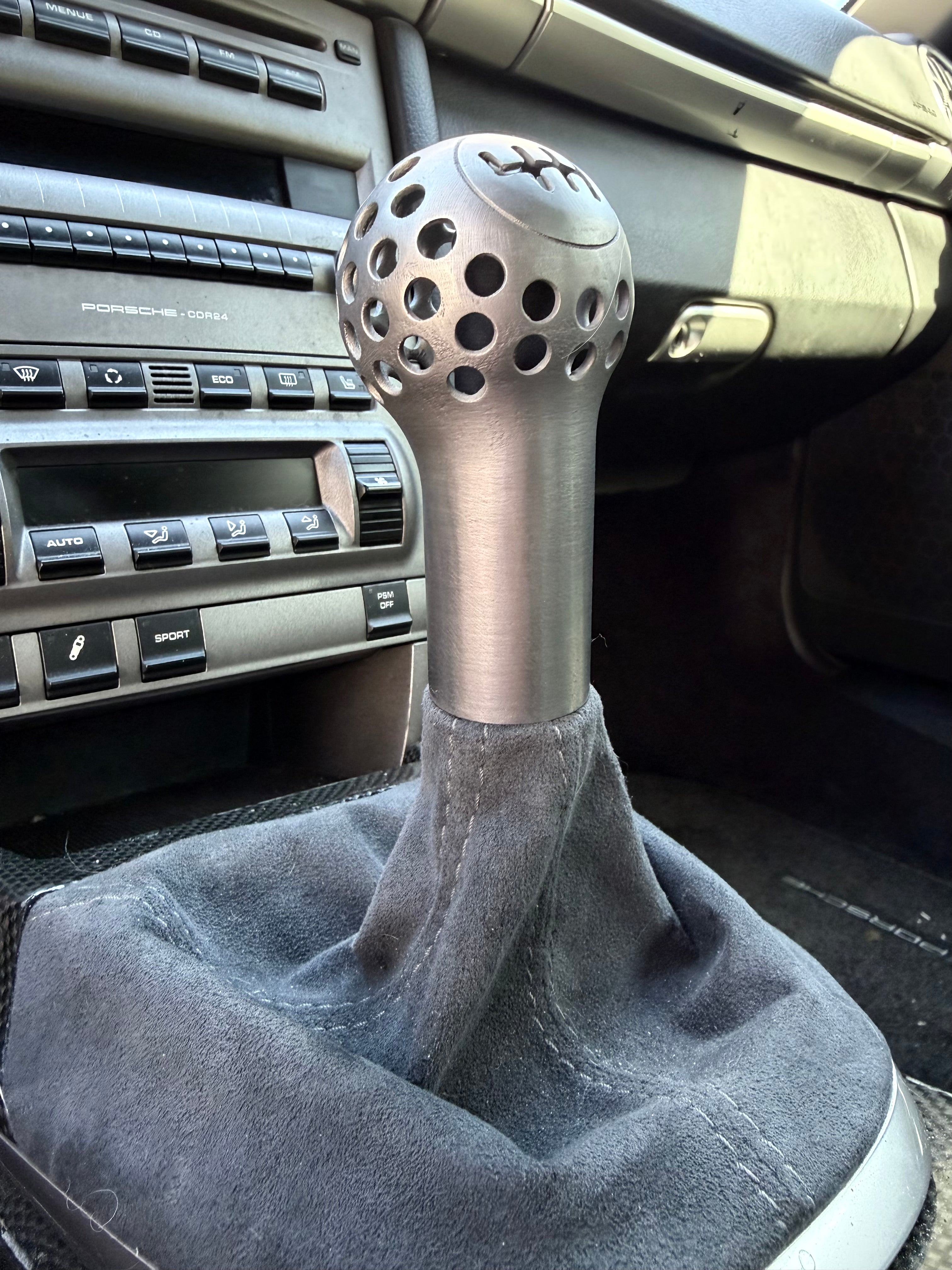 Shift knob for 997/987/996/986 - AirWeight style