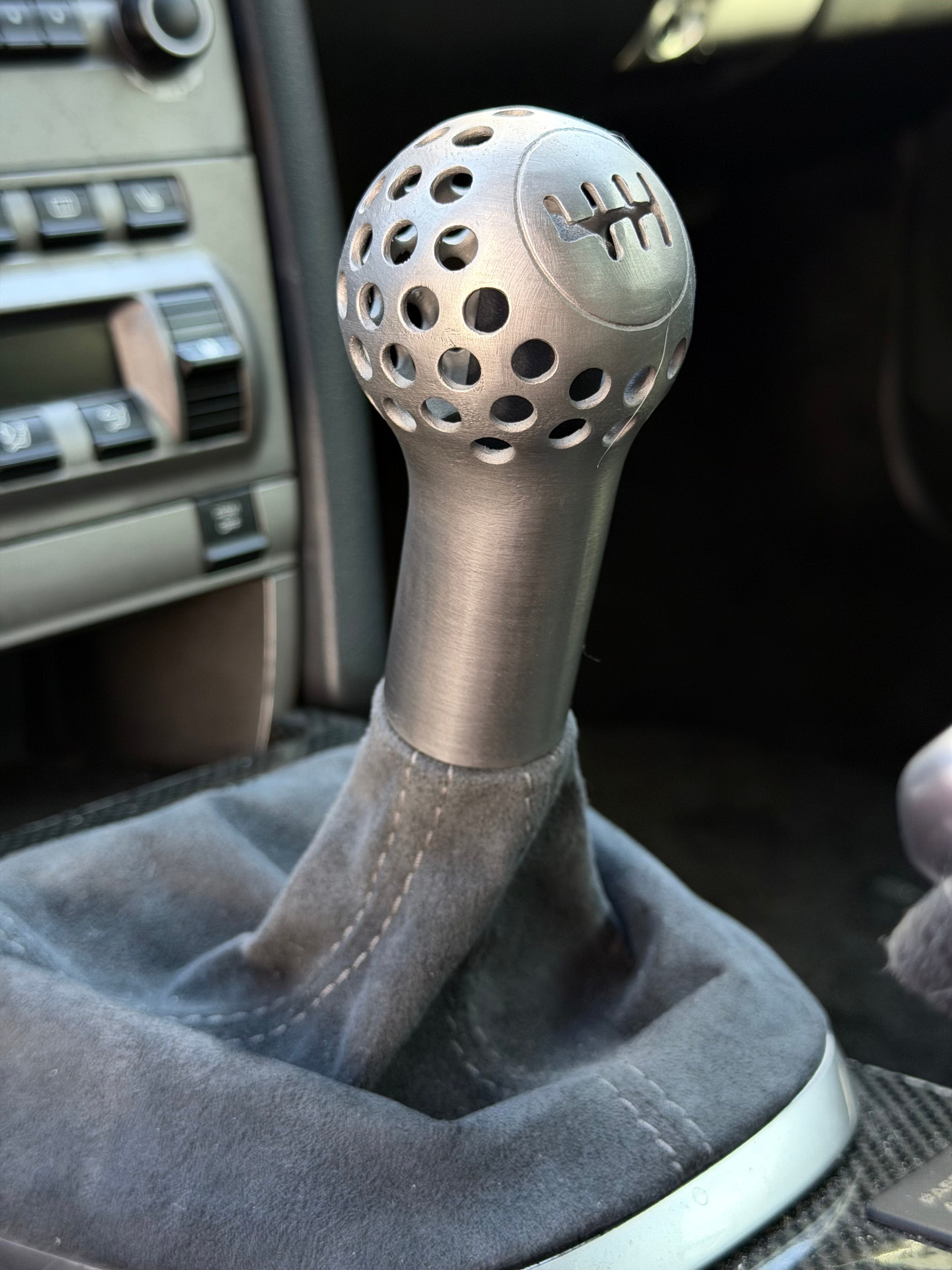 Shift knob for 997/987/996/986 - AirWeight style