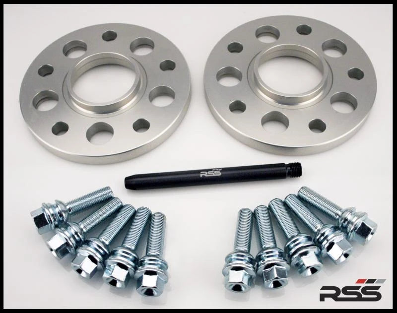 340/10 (15mm) Hubcentric Silver Spacer/Silver Wheel Bolts — image 1
