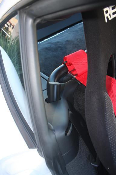 906/30 Cayman Harness Bar (987 Coupes) Black — image 3