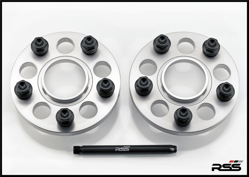394 (5mm) Hubcentric "Split Finish" Silver Spacer/Black Wheel Bolts 970/971 Panamera